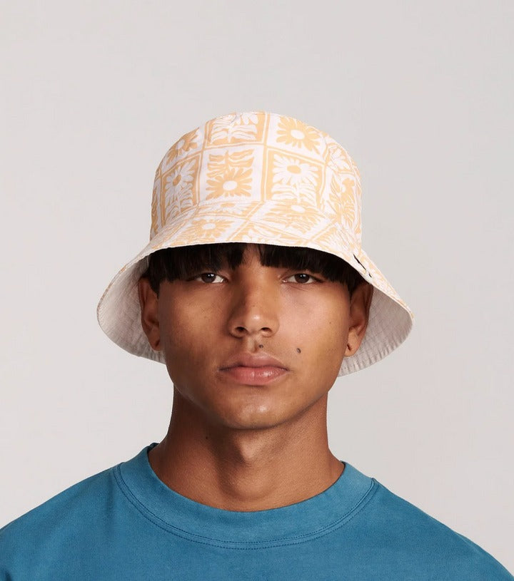 TCSS【CriticalSlide】CALEN　BUCKET HAT