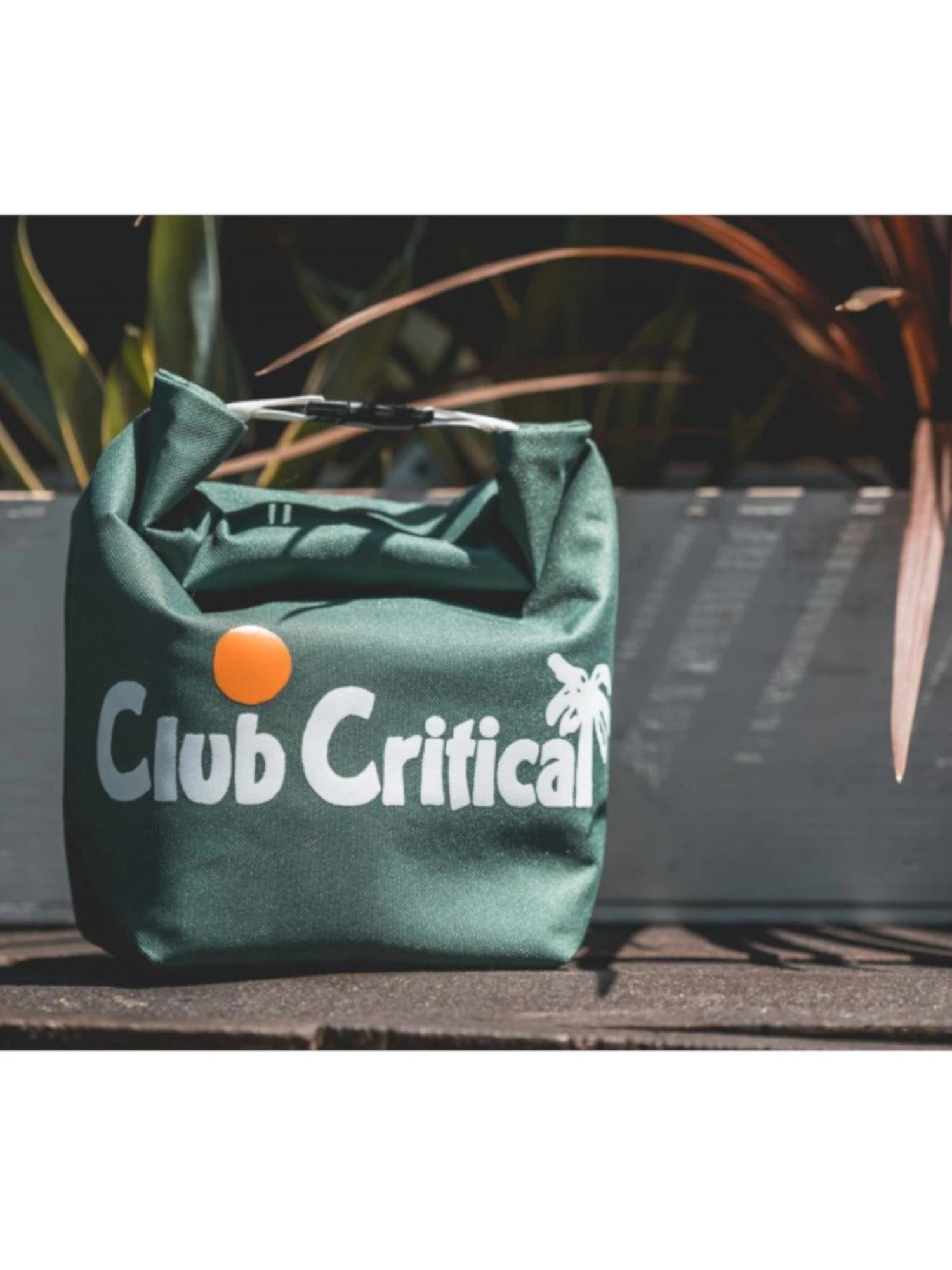 TCSS【Critical Slide】ROLL TOP LUNCH BAG 再入荷！ – WCS SURF