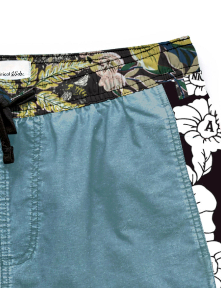 TCSS MIXED TAPE TRUNK ボードショーツ カラー　SEA PINE